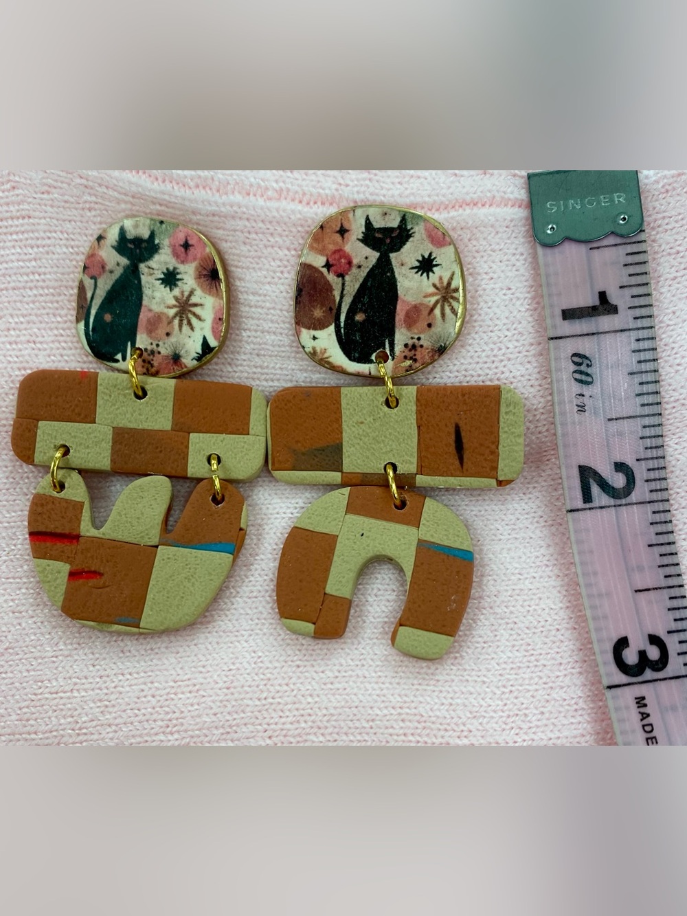 Handcrafted Cat Motif Dangle Earrings in Brown & Cream
